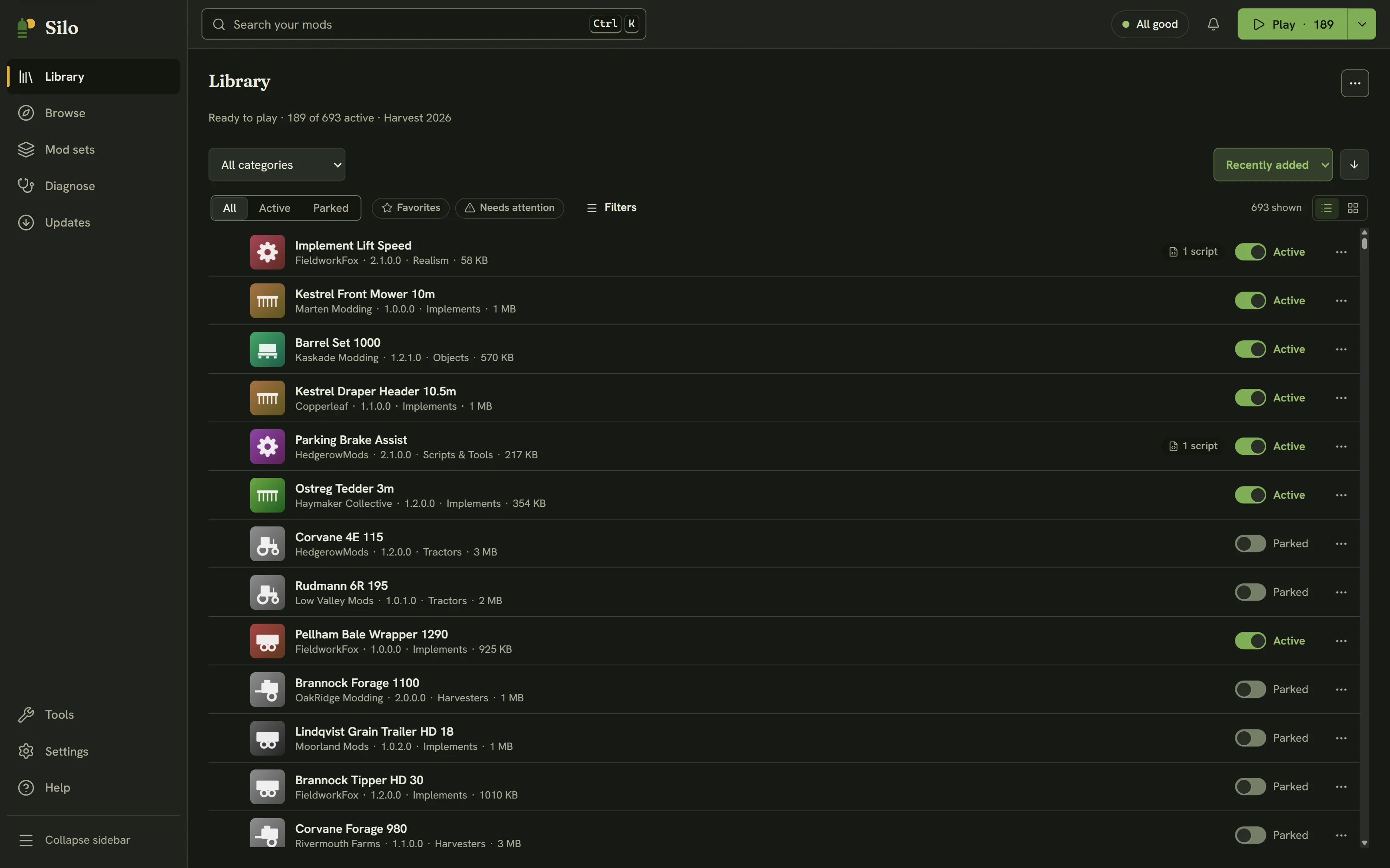 Silo's Library: a list of about 700 Farming Simulator 25 mods with icons, authors, versions and categories, each switched Active or Parked. The status line reads Ready to play, 189 of 693 active, Harvest 2026.